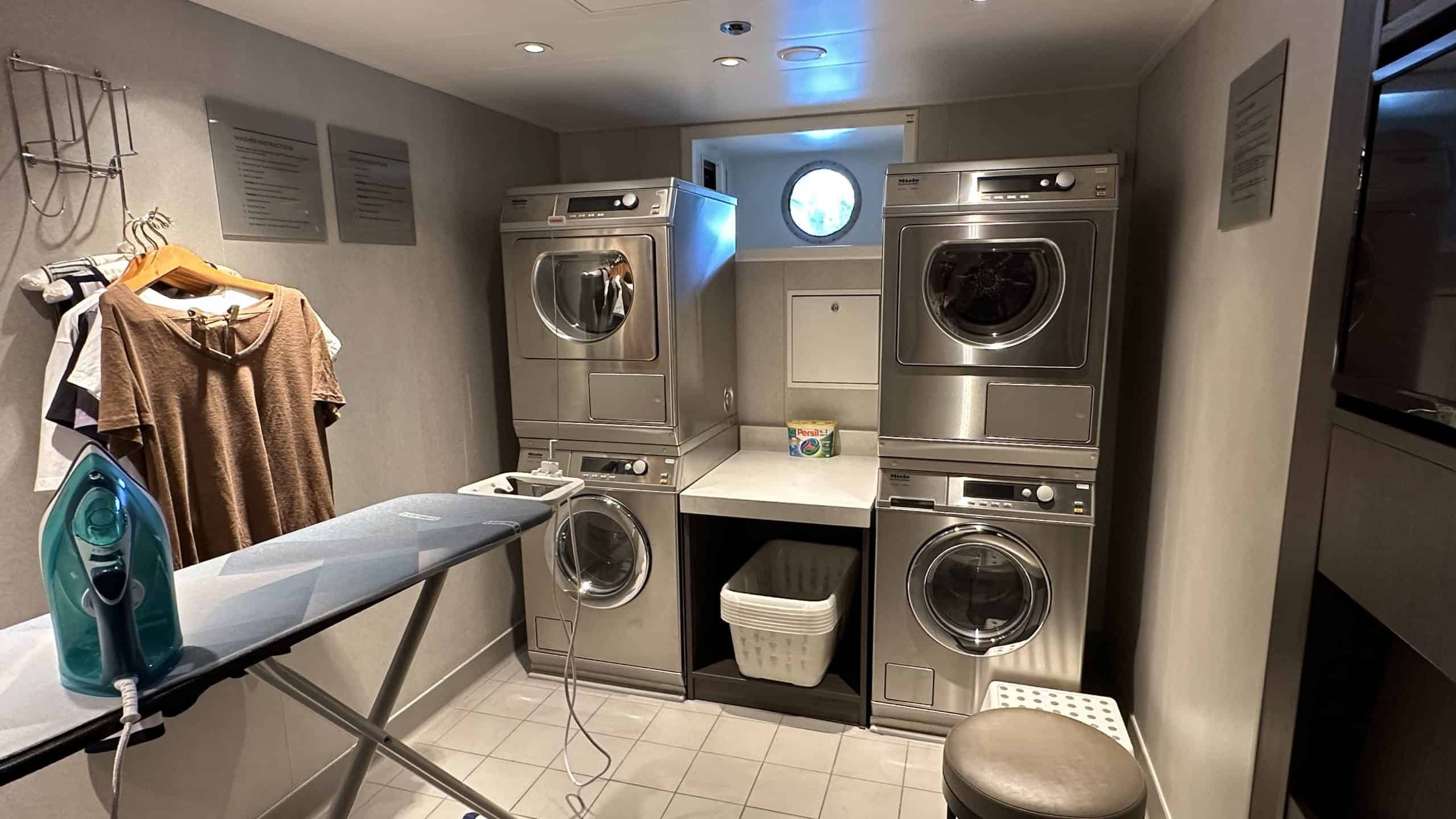Self serve laundry room