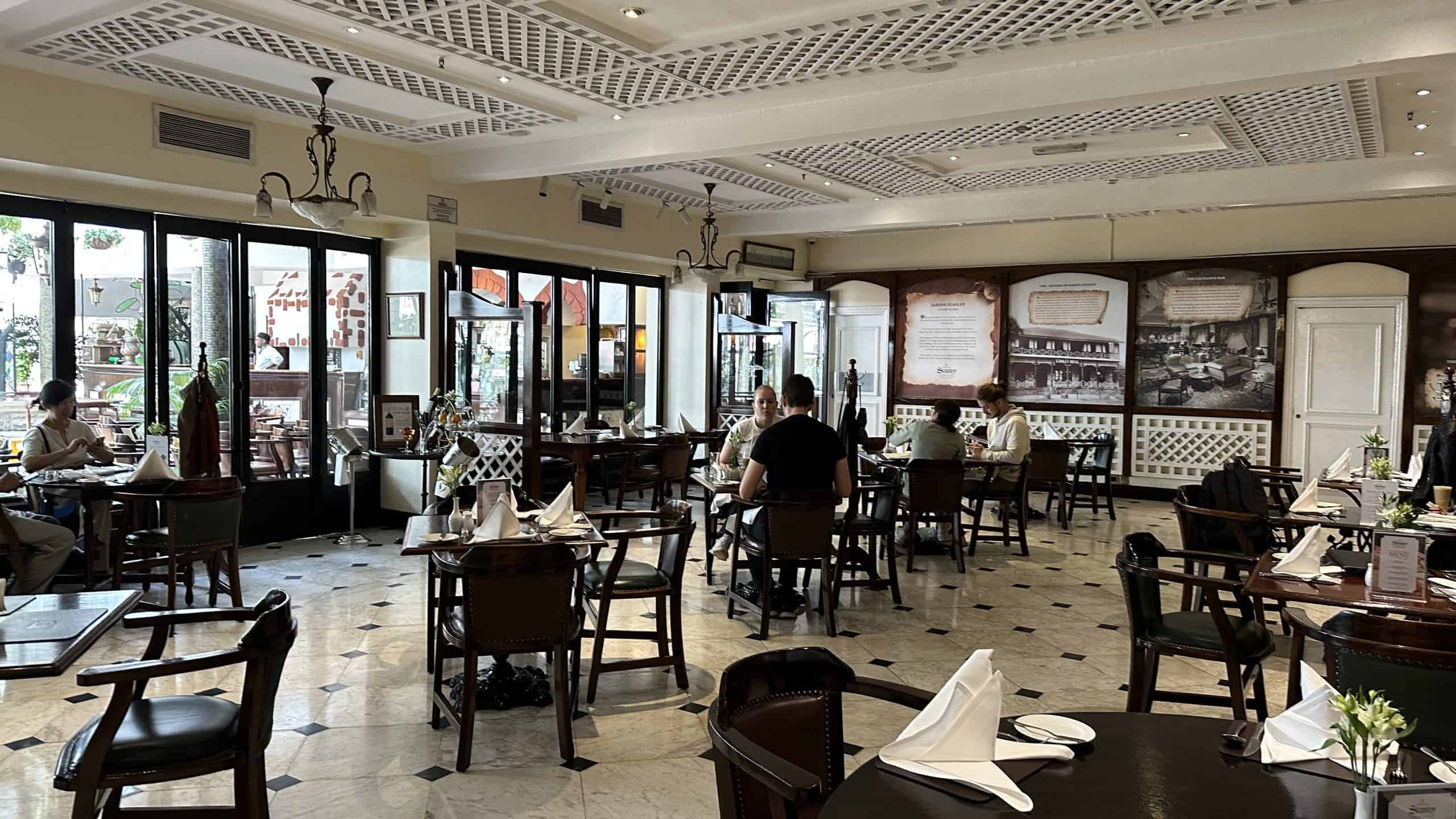 Thorn Tree Cafe