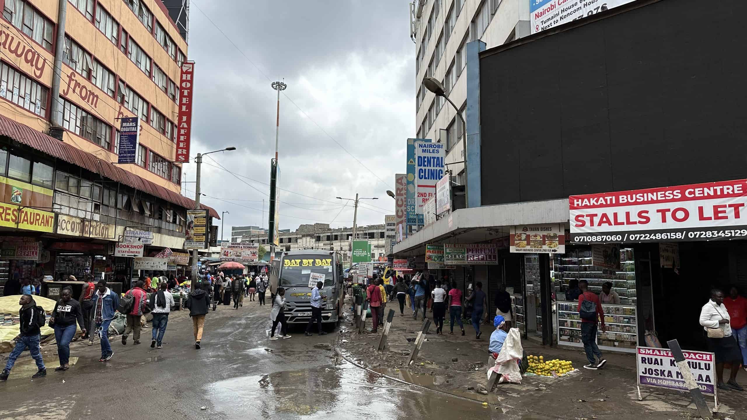 Downtown Nairobi streets you will see on the tour storytelling kids in Nairobi