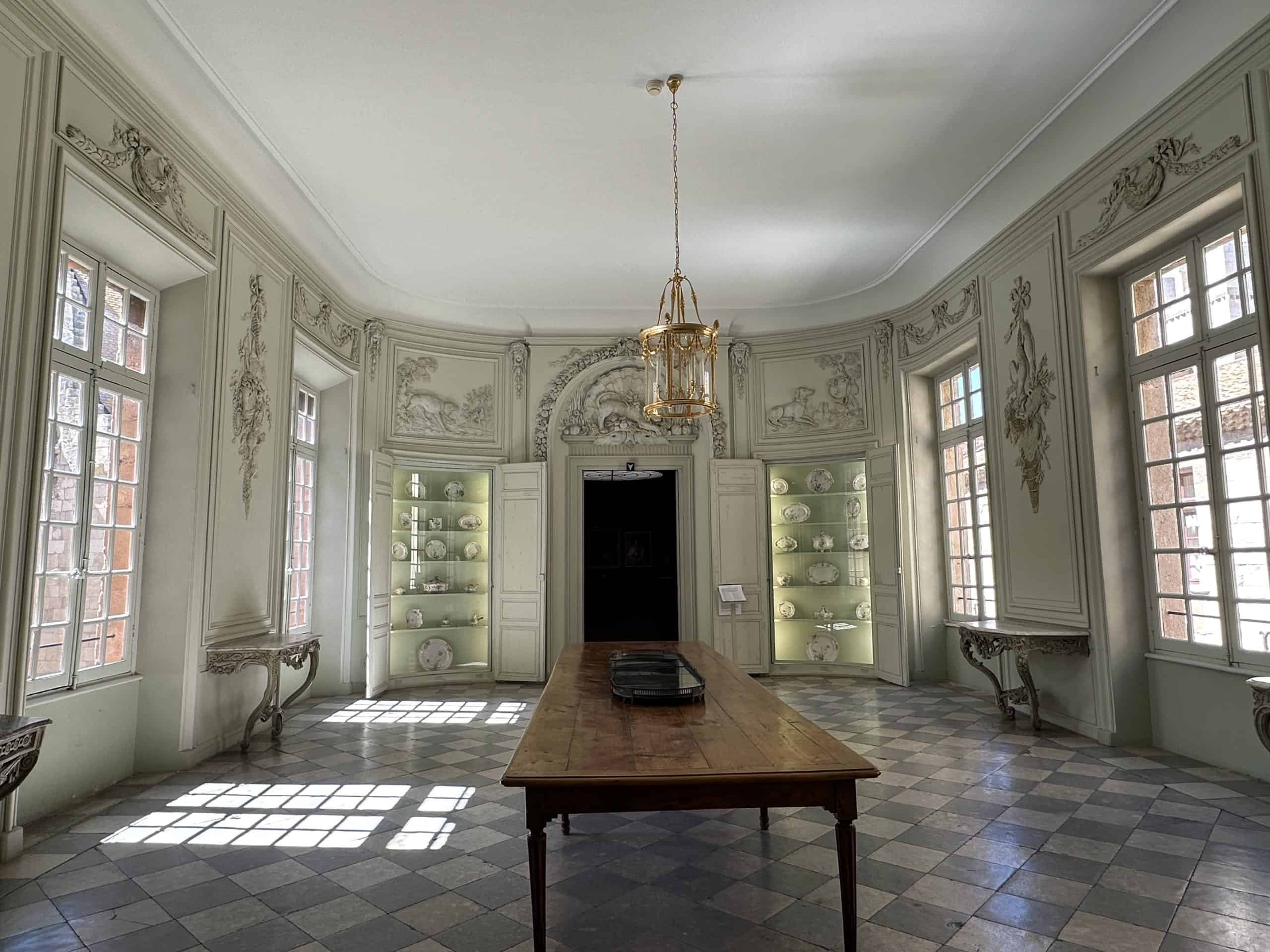 Gorgeous dining room