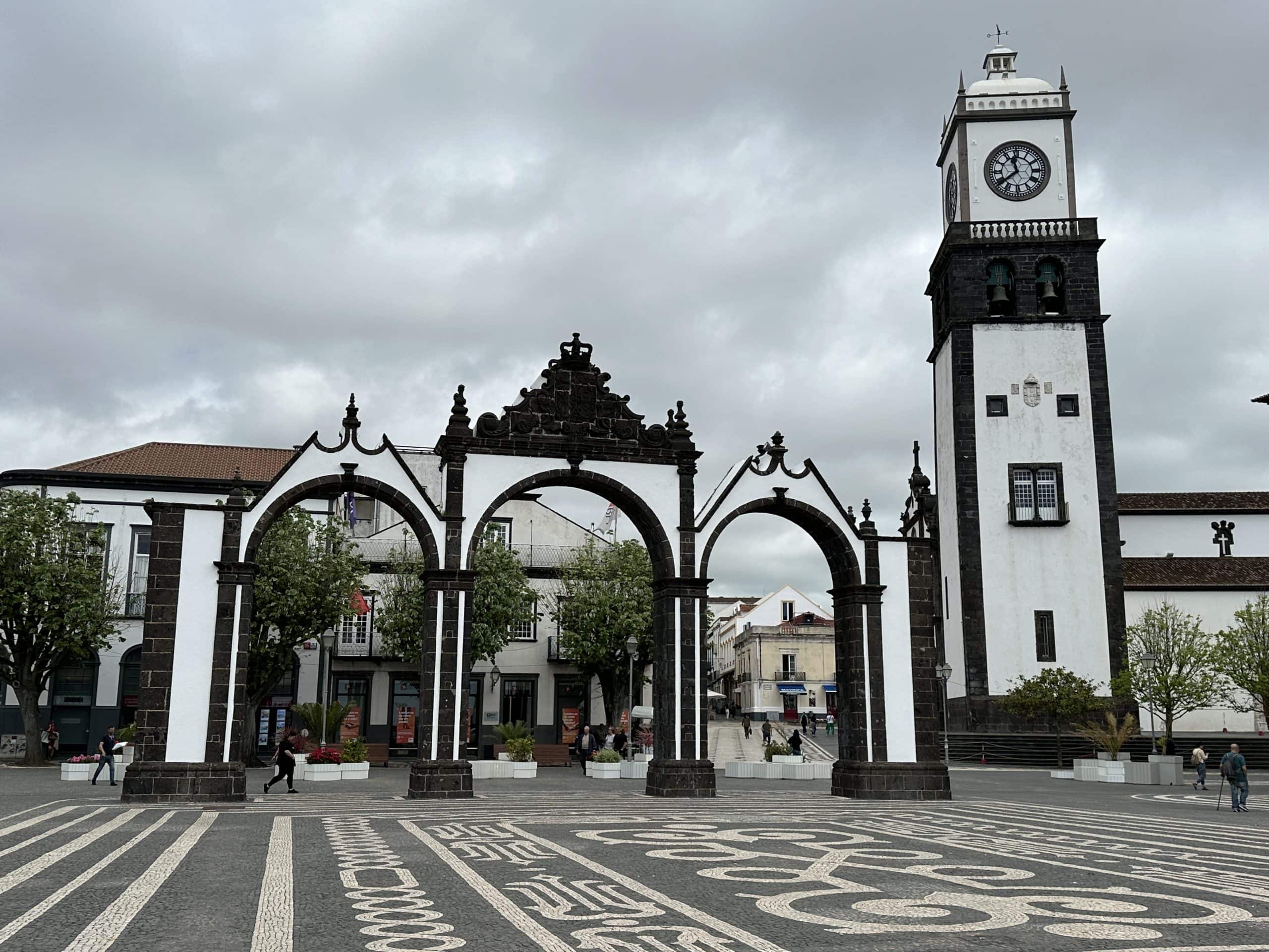 Velho Cabral Square with patterned stones