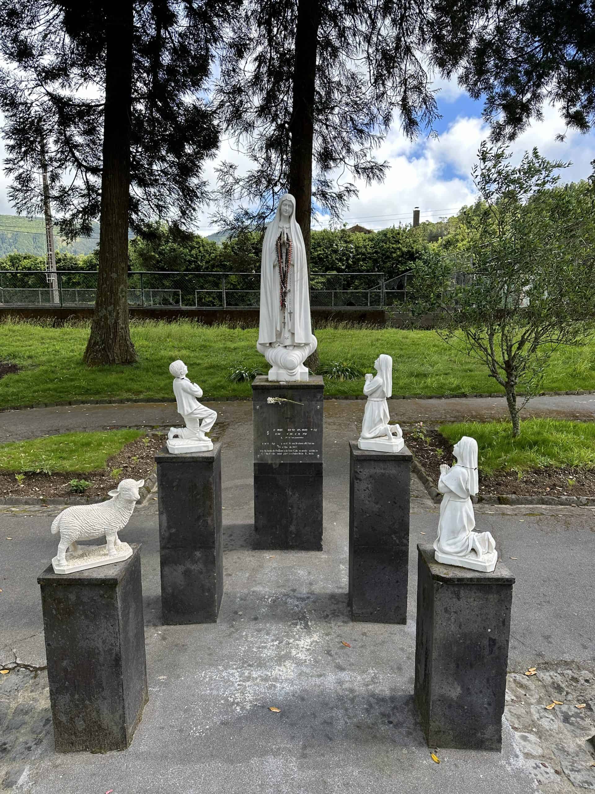 Sculptures around the church