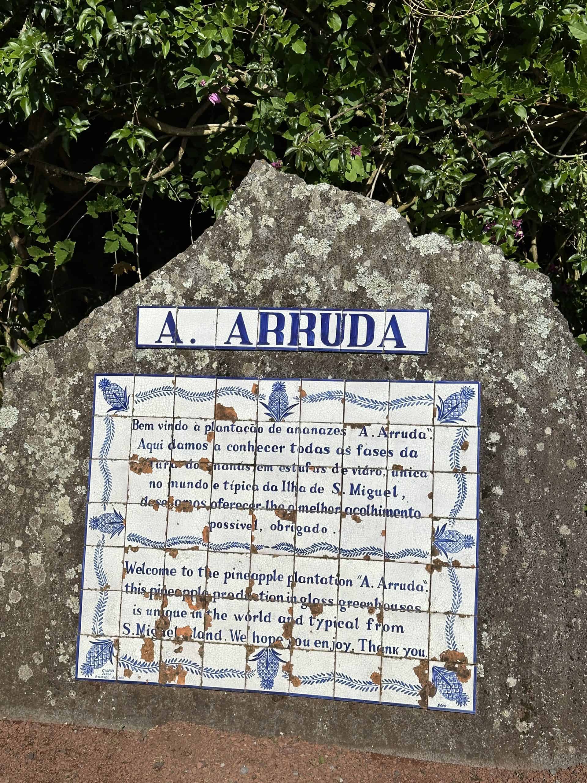 Entrance sign to the Arruda plantation