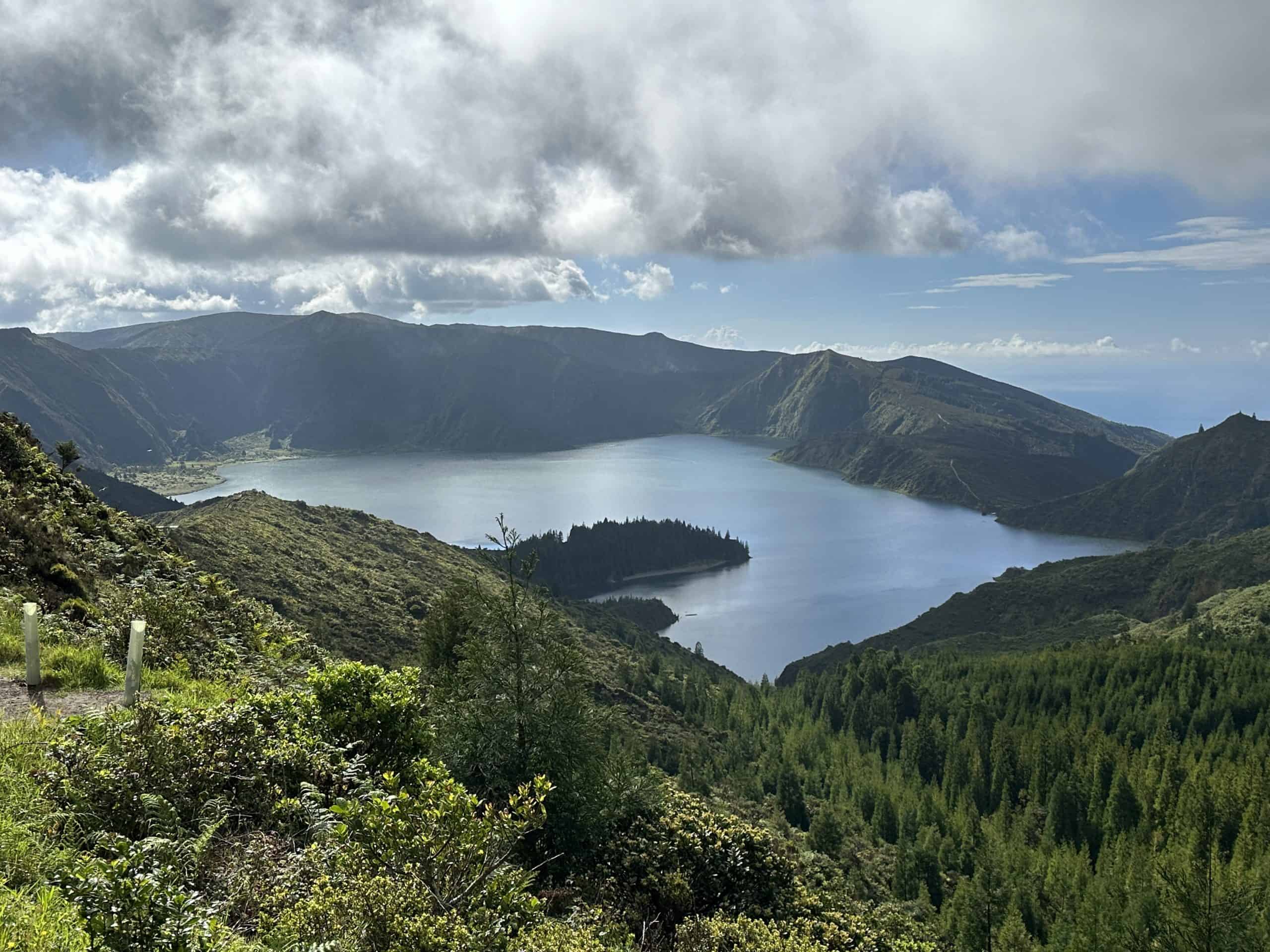 Lagoa Fogo