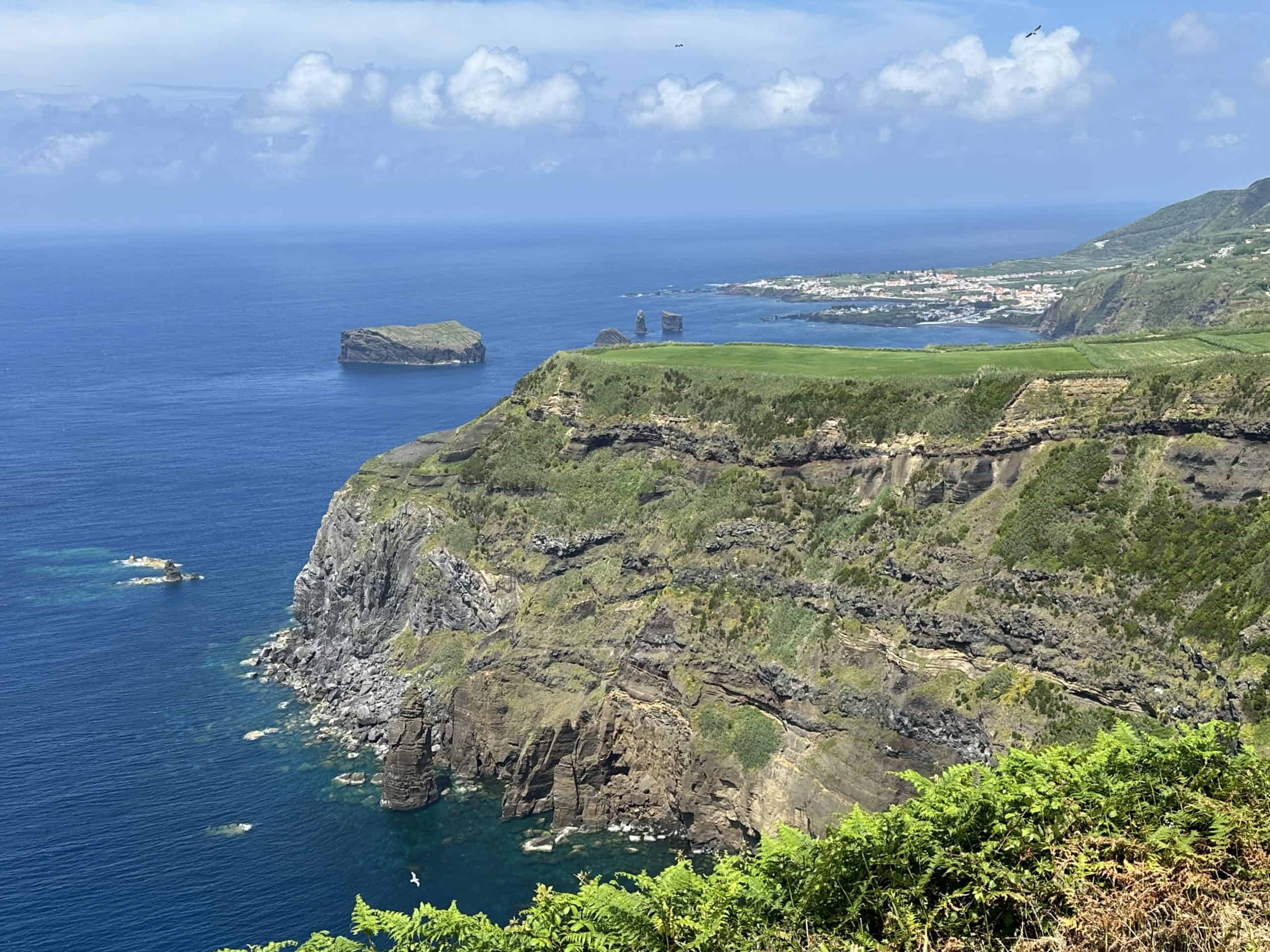 Miradouro da Ponta do Escalvado overlooking Mosteiros