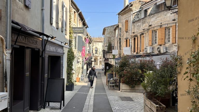 Explore Saint-Rémy-de-Provence: A Beautiful Provencal Jewel