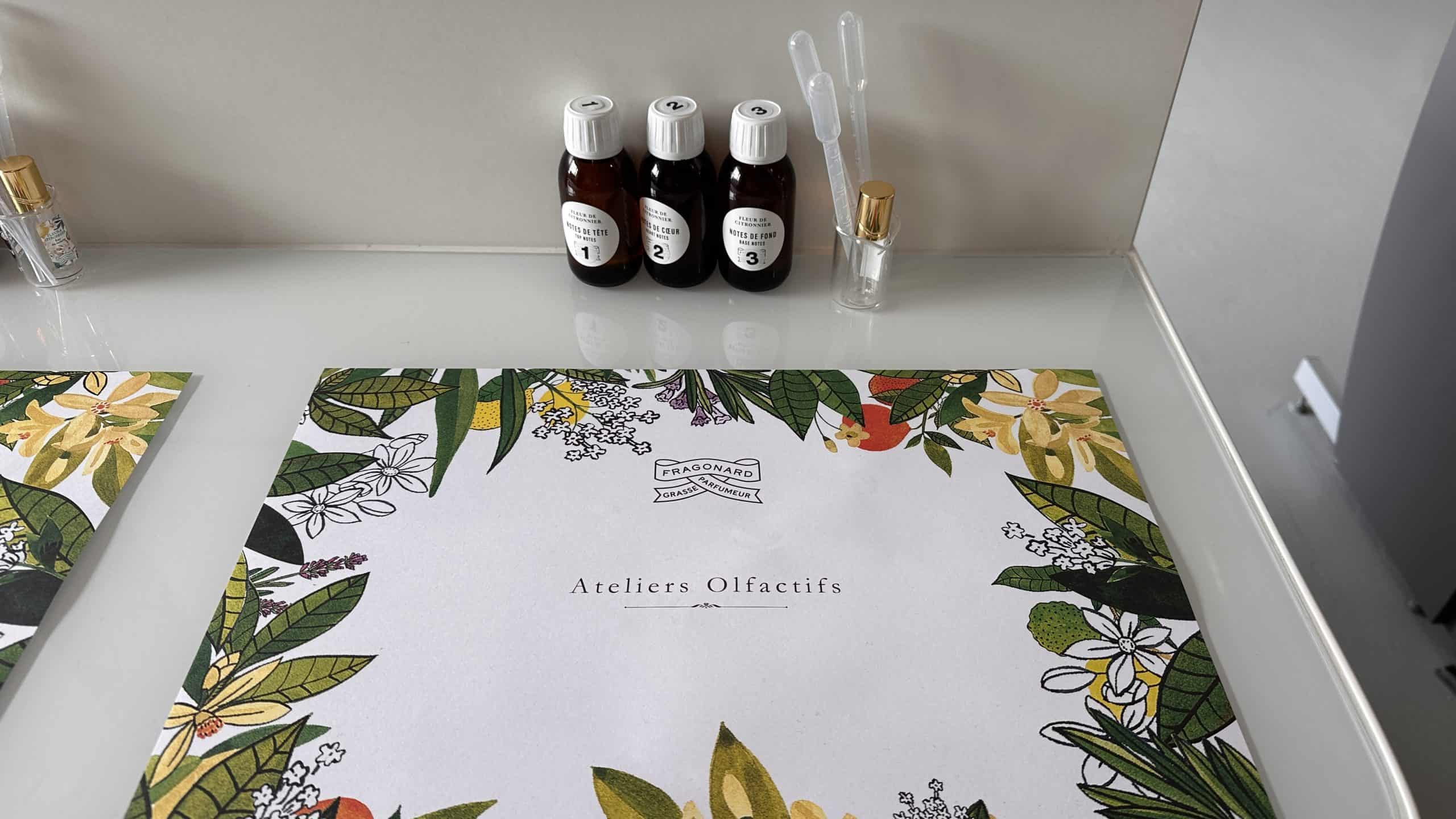 Our bottles of scents to make our perfume