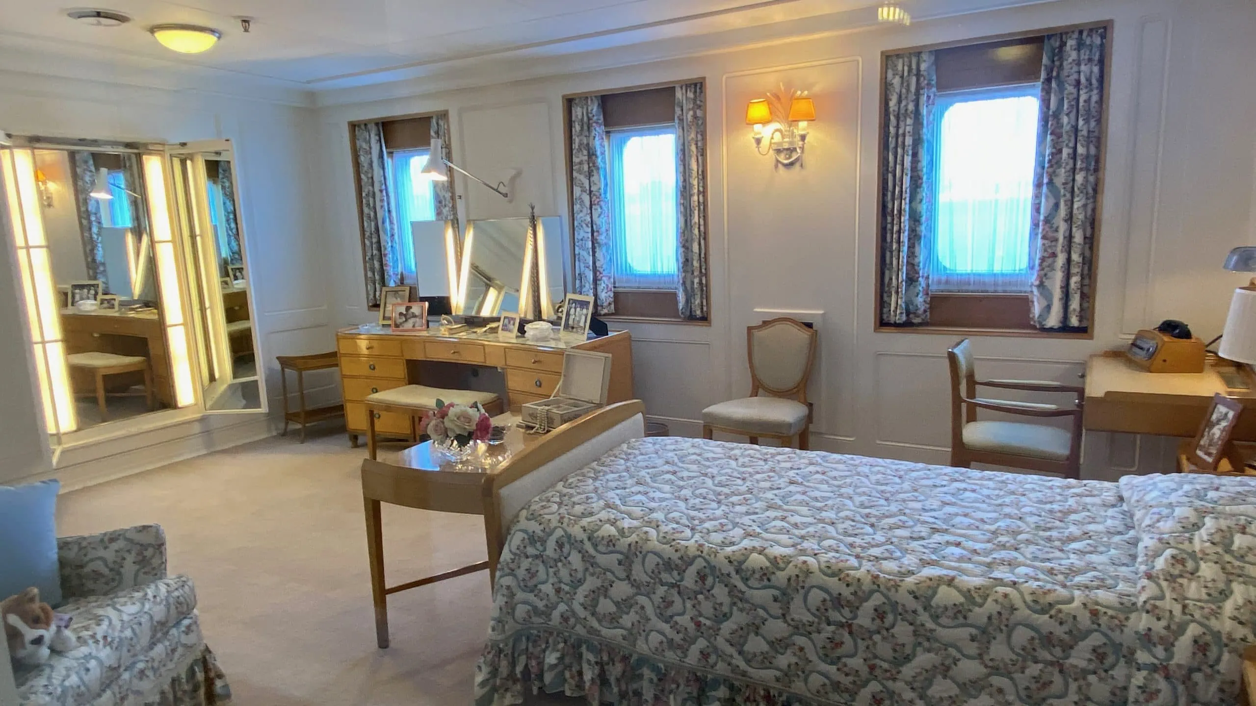 Queen Elizabeth's bedroom