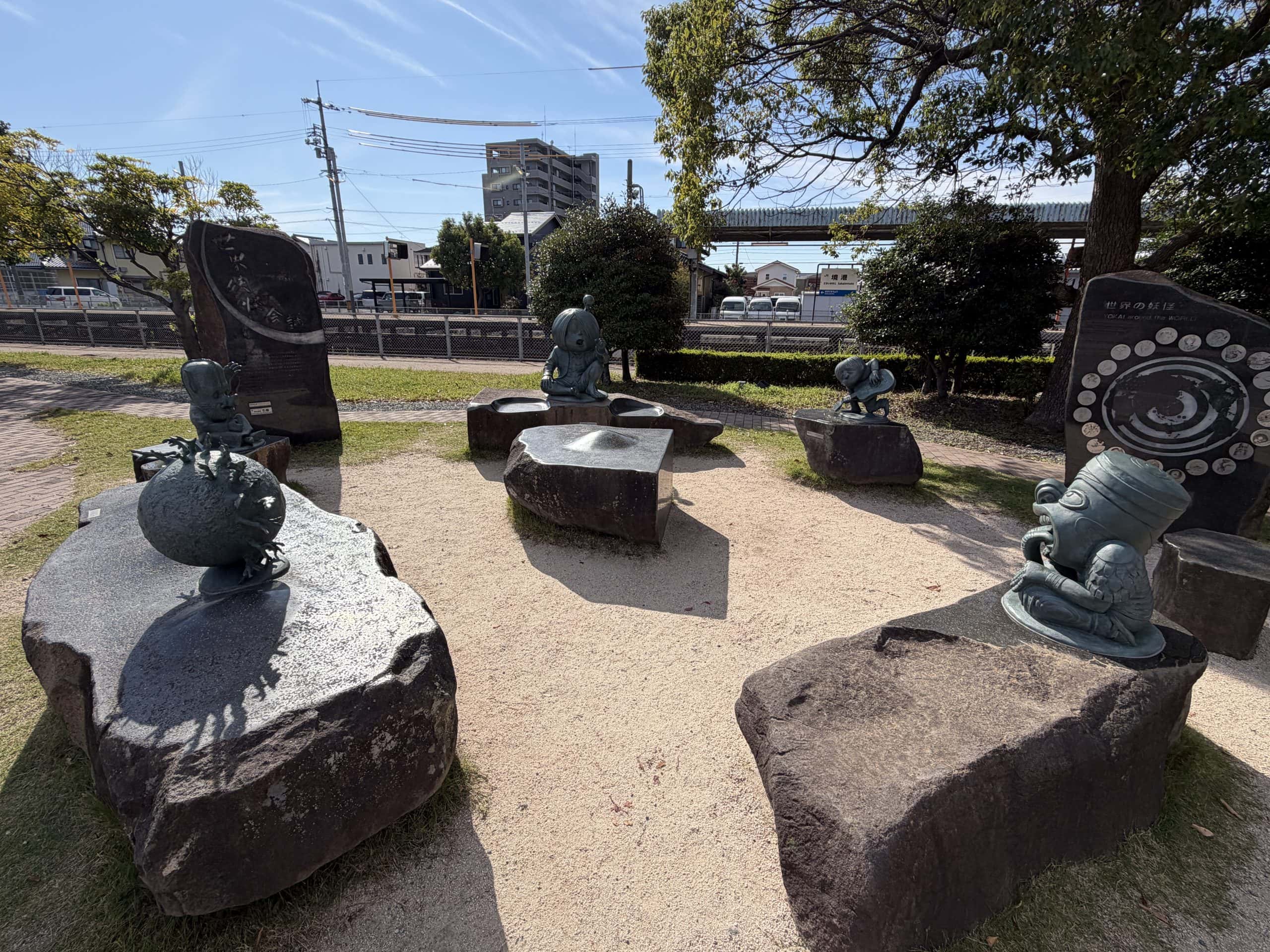 Mizuki Shigeru statue displays