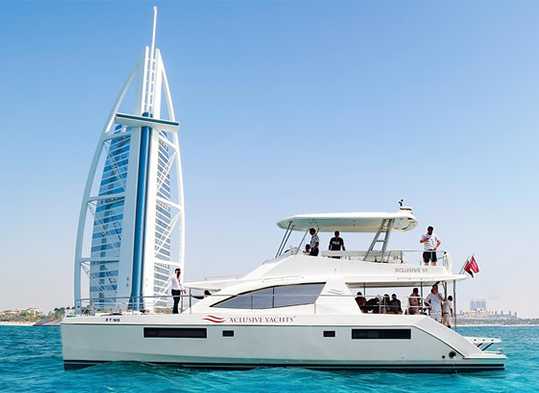 private yatch tour