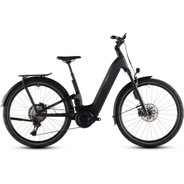 Cube Kathmandu Hybrid ONE11 HPC SLT 800