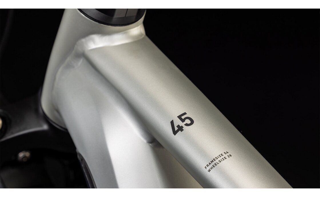 Cube Kathmandu Hybrid 750 45 km/h