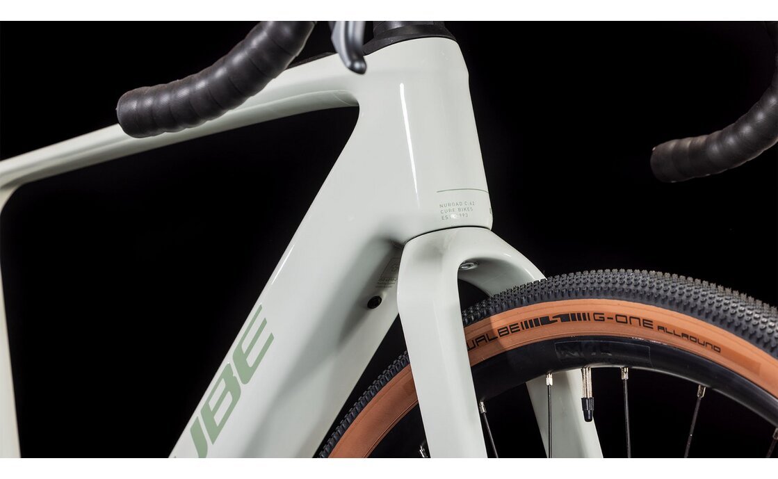 Cube Nuroad Hybrid C:62 Race 400X