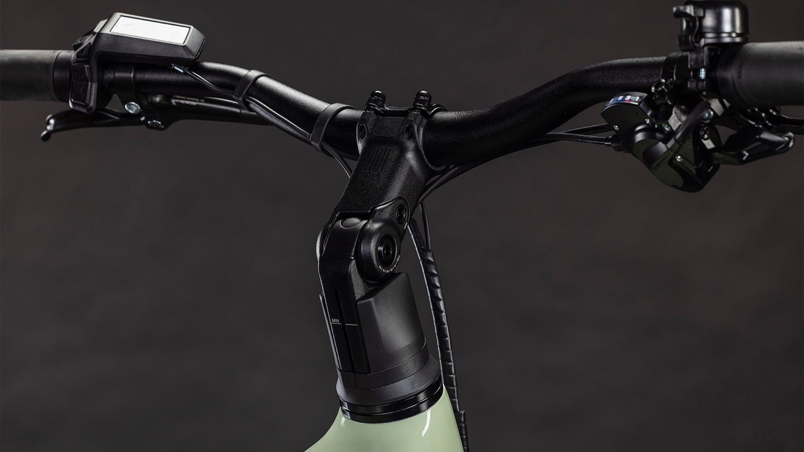 Kathmandu Hybrid ONE 800 pea´n´green