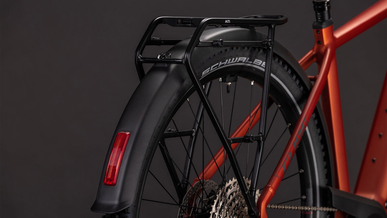 Nuride Hybrid Pro 600 chilli´n´black