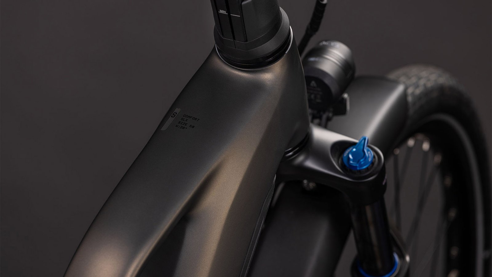 Touring Hybrid Comfort SLX 800 charcoal´n´chrome Trapeze