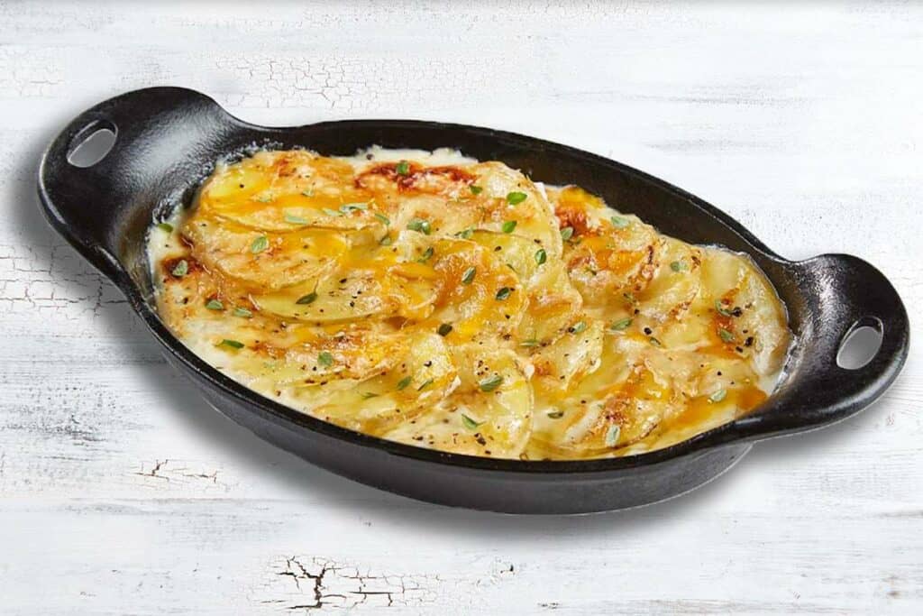 Cheesy scalloped potatoes