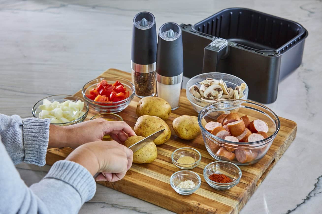 Read more about the article Sunday Meal Prep: Simplifying Weeknights