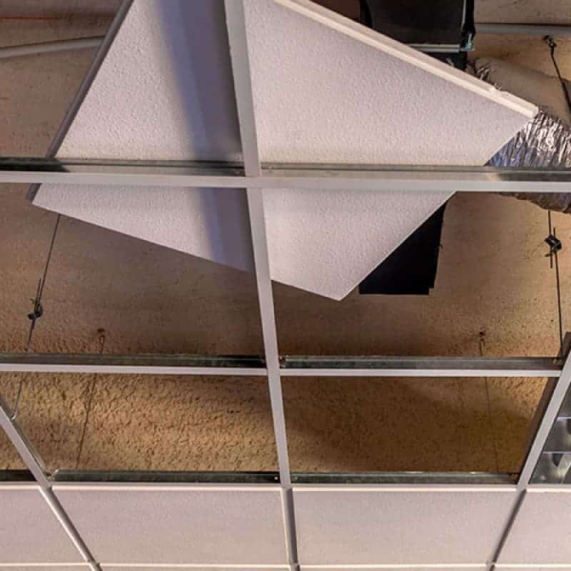 Tee Secundaria para cielo suspendido 61cm