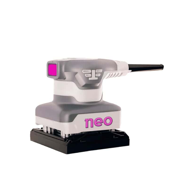 Herramienta neumática para carpintería y construcción, ideal para ensamblaje eficiente y preciso.