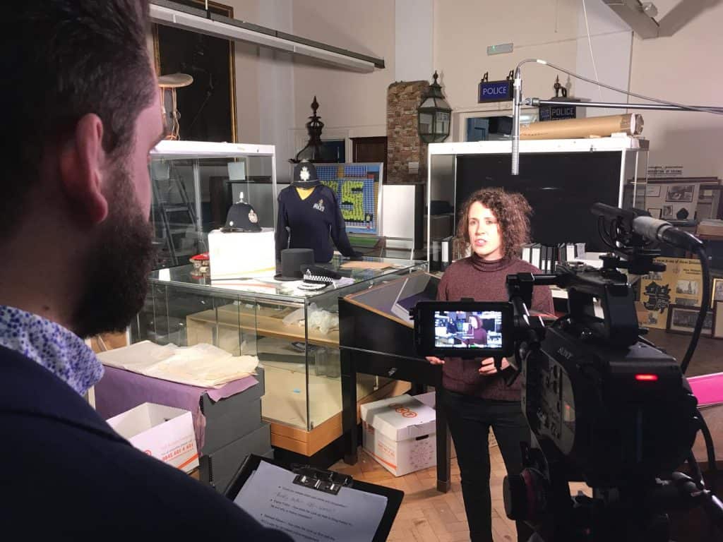 Canon 24-70 f2.8L EF on Sony FS7 ENG Interview style