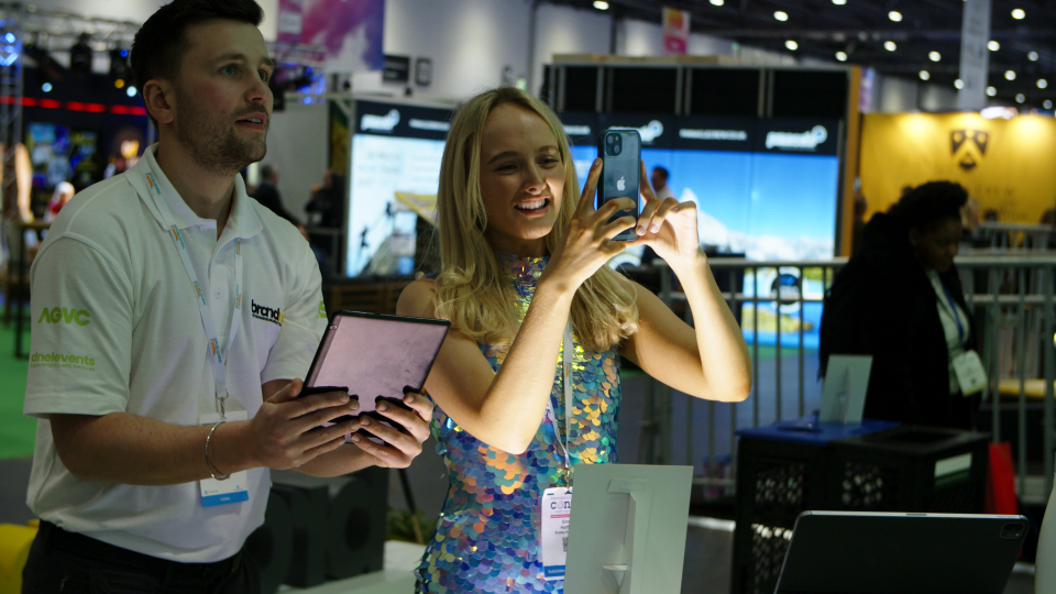 expo-video-how-to-win-the-crowd