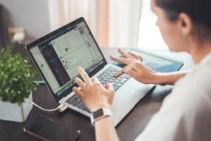 Read more about the article Como Ganar dinero desde Casa: Guía para Comenzar Hoy