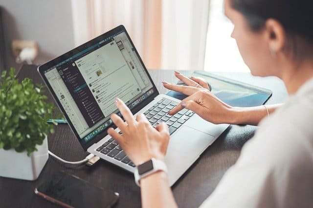 Read more about the article Como Ganar dinero desde Casa: Guía para Comenzar Hoy