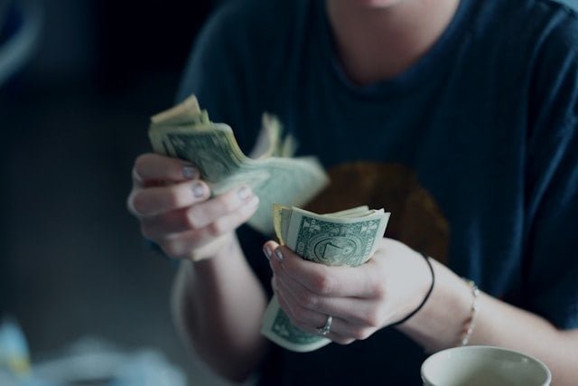como administrar mi dinero