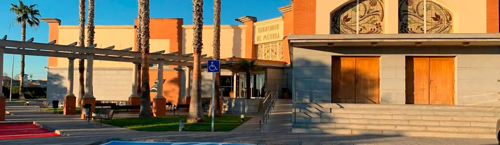 Floristería para Tanatorio Mérida en Badajoz