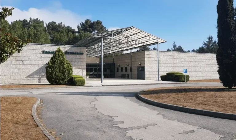 Floristería para Tanatorio Crematorio Orensano