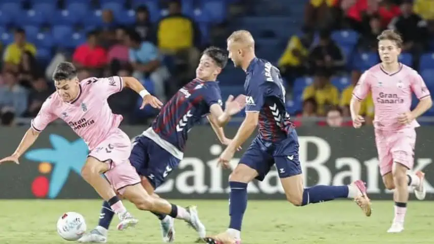 Las Palmas vs Eibar Highlights