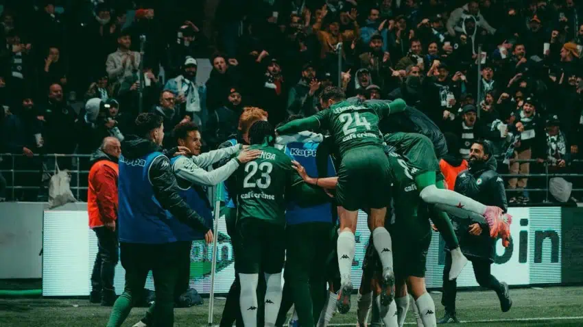 Red Star FC 93 vs Grenoble Highlights
