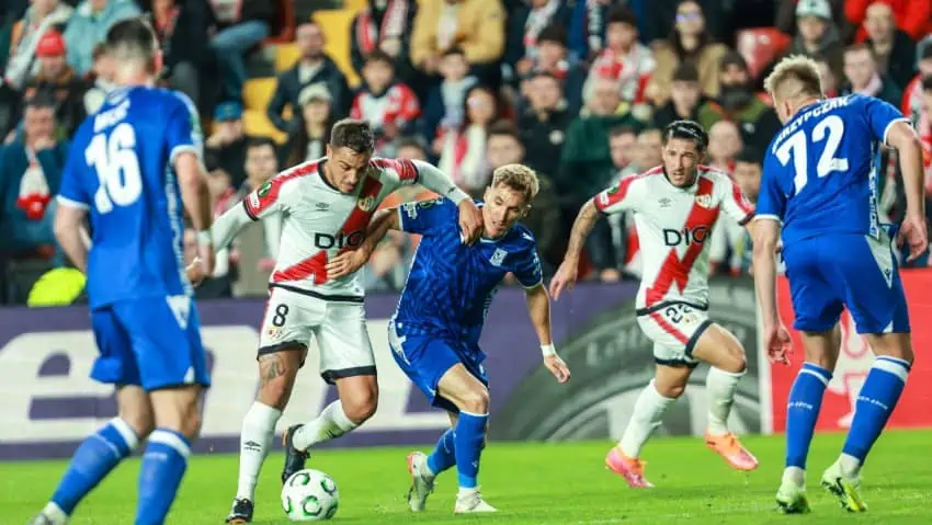Rayo Vallecano vs Lech Poznan Highlights