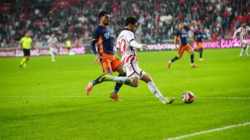 Samsunspor vs Istanbul Basaksehir highlights