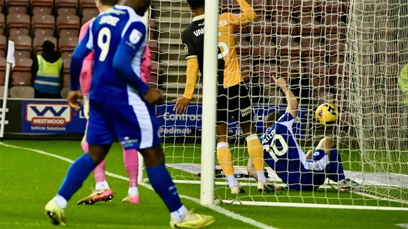 Wigan Athletic vs Burton Albion highlights