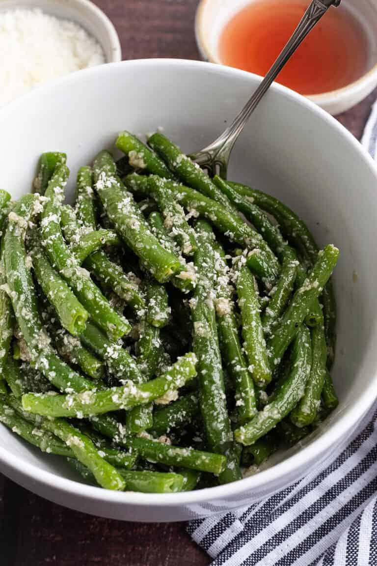 Italian green beans seasoned with garlic and Pecorino.
