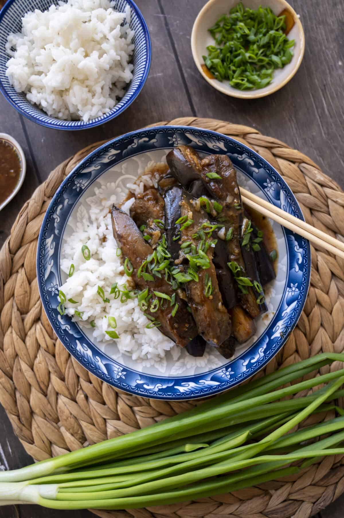 Eggplant with garlic sauce and white rice.