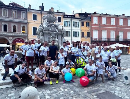 In tanti alla ‘Passeggiata sotto le stelle’ per camminare insieme contro i tumori della pelle