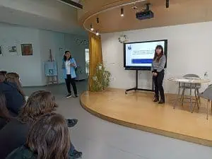 Prepodavateli ot FOZ gostuvaha na 90. SU „Gen. Hose de San Martin“, snimka 1