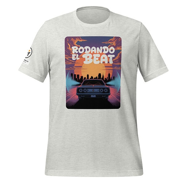 Graphic t-shirt featuring a car and sunset with "Rodando el Beat" text.