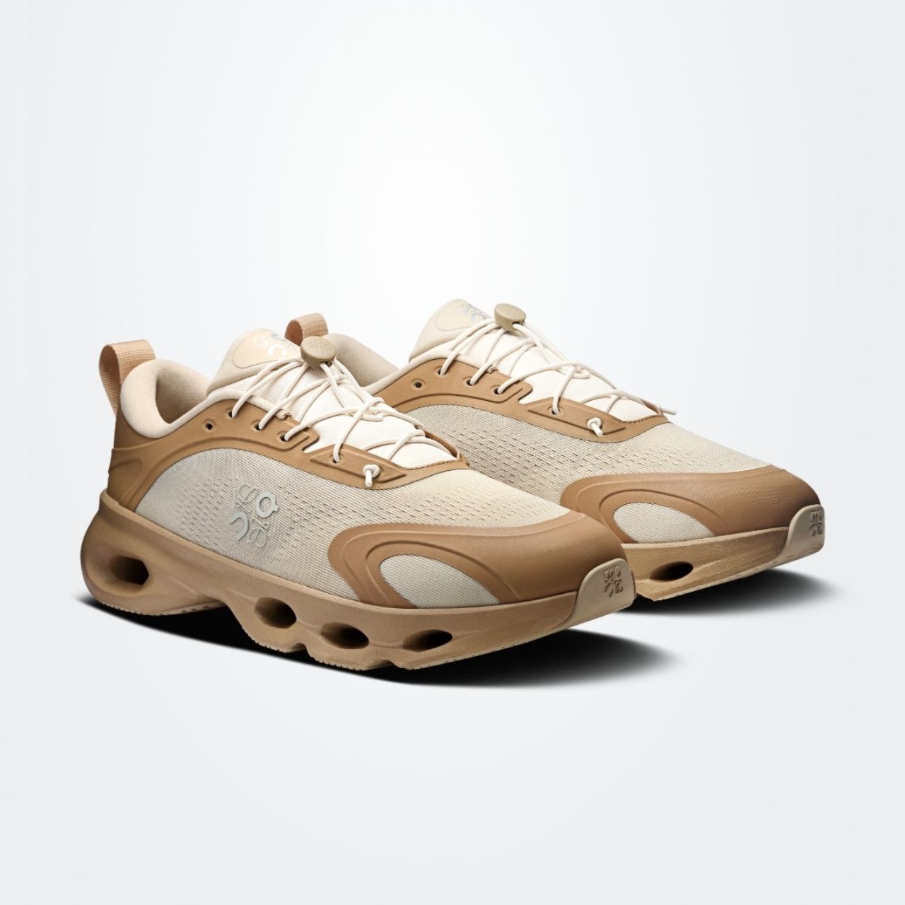 On Cloudsolo loewe Dark sand "Cream" - Image 4