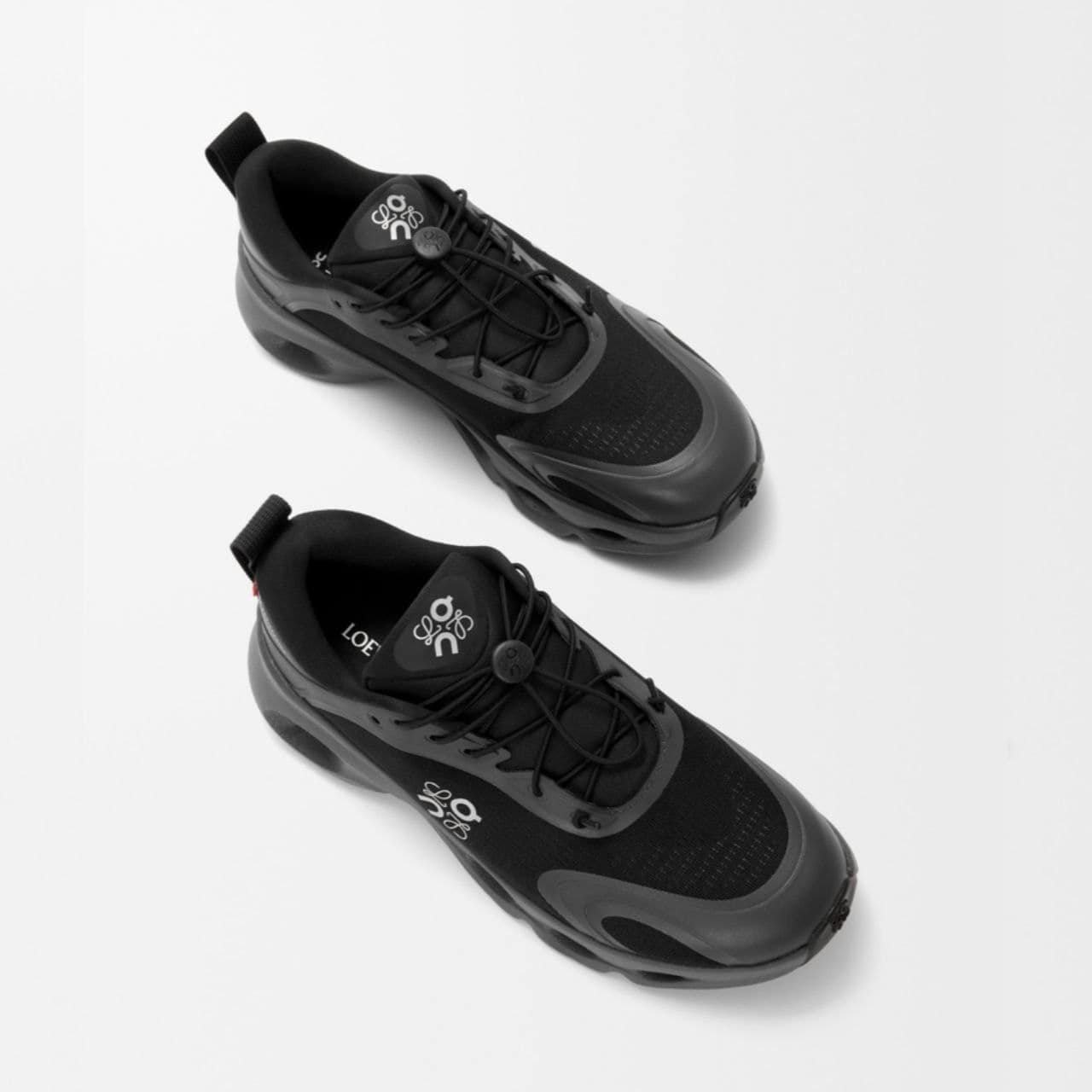 On Cloudsolo loewe Black - Image 4