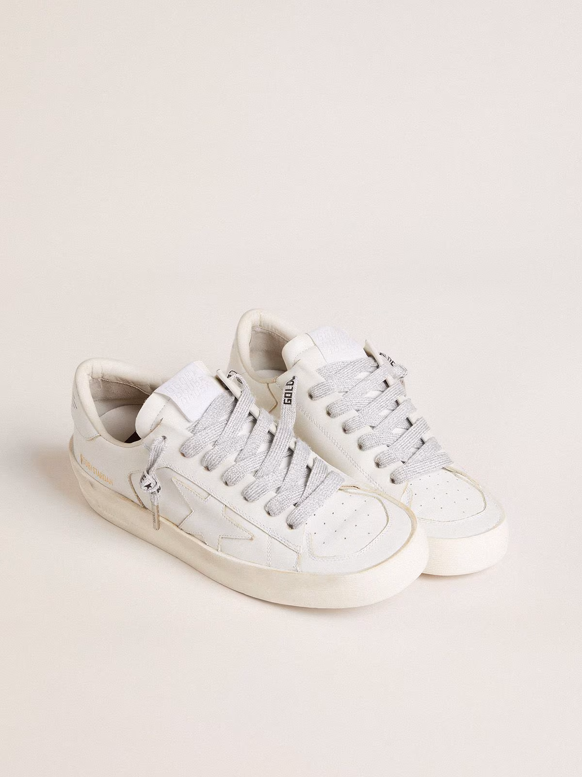 Gray Cotton Laces With Contrasting Black Logo - Image 4