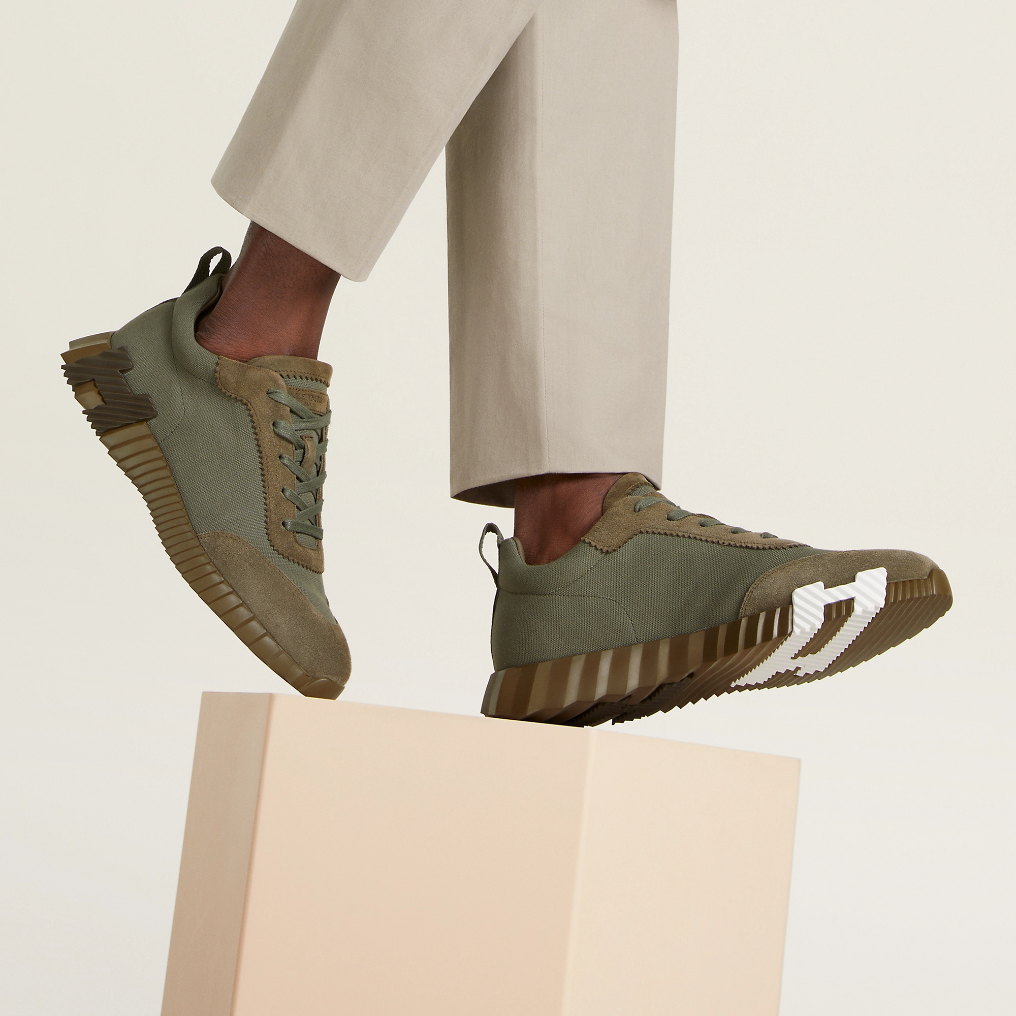 Hermès Bouncing Sneakers Khaki - Image 3