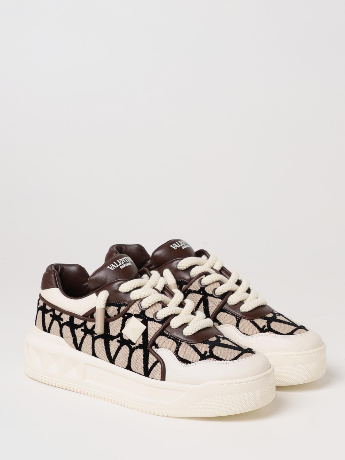 Valentino Garavani One Stud XL sneakers in nappa leather and Toile Iconographe fabric - Image 3