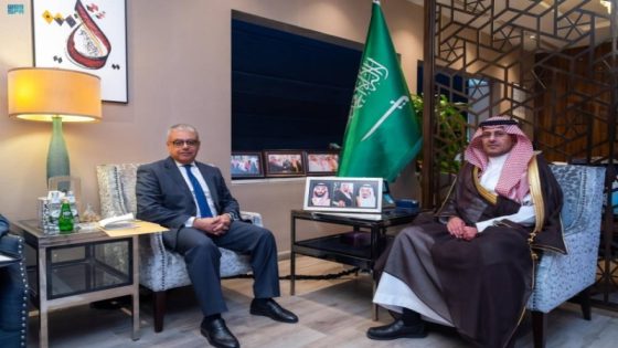 المنصوري يبحث مع سفير مصر تعزيز التعاون في القضايا المشتركة