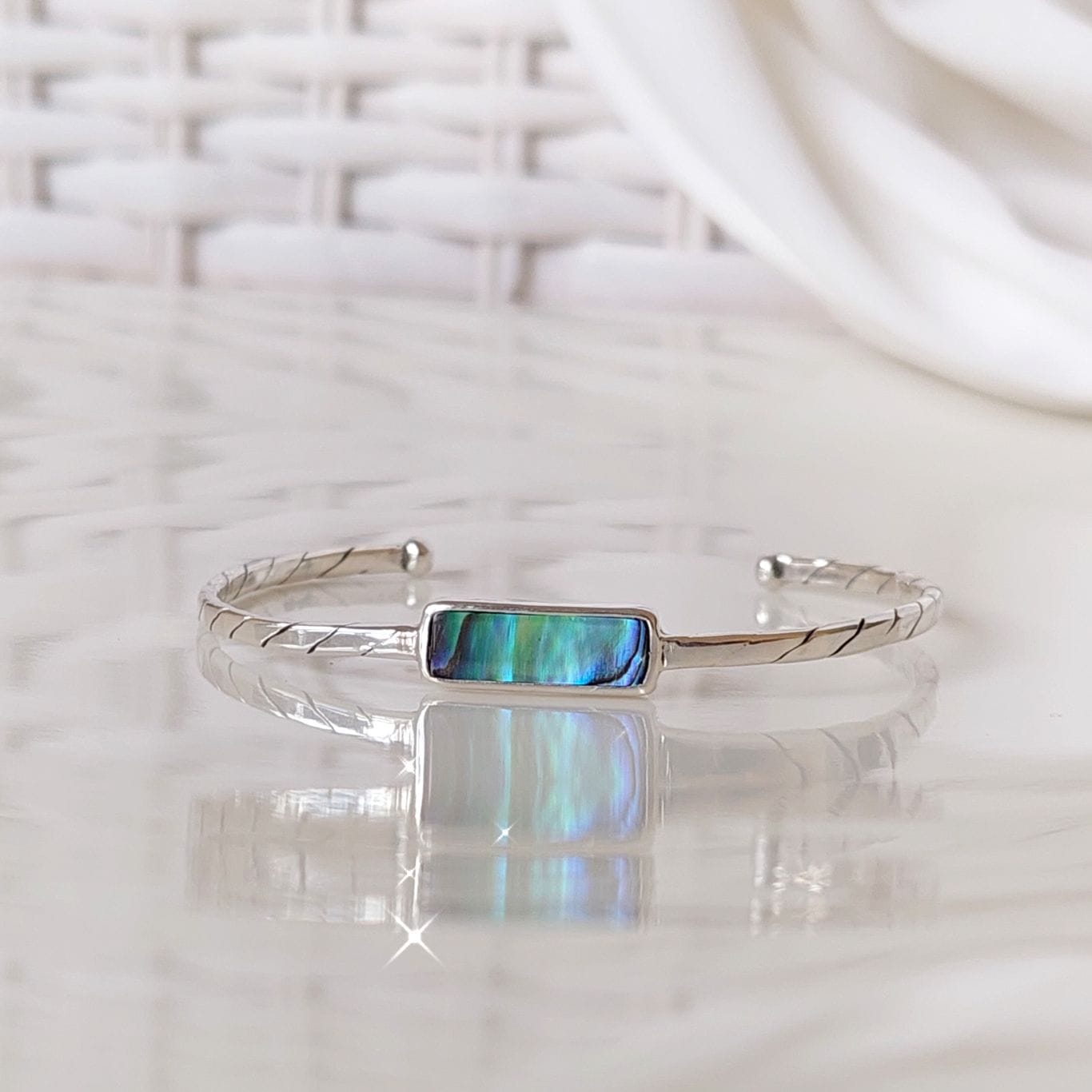 Pāua shell bracelet