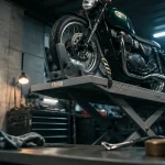 Pont moto 450 kg en garage, sécurité de levage