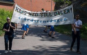 Banderoll med Gårdstensdagen Häng med till dalen